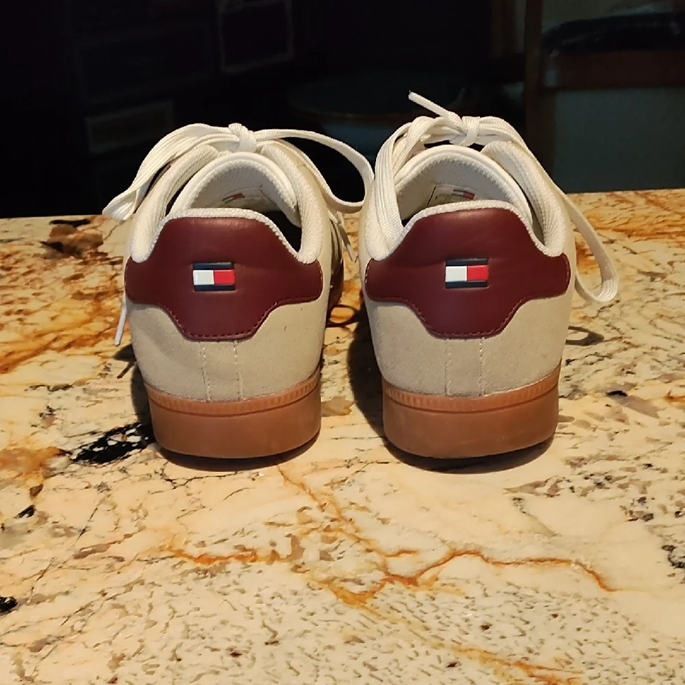 Tommy Hilfiger Cream and White Casual Sneakers